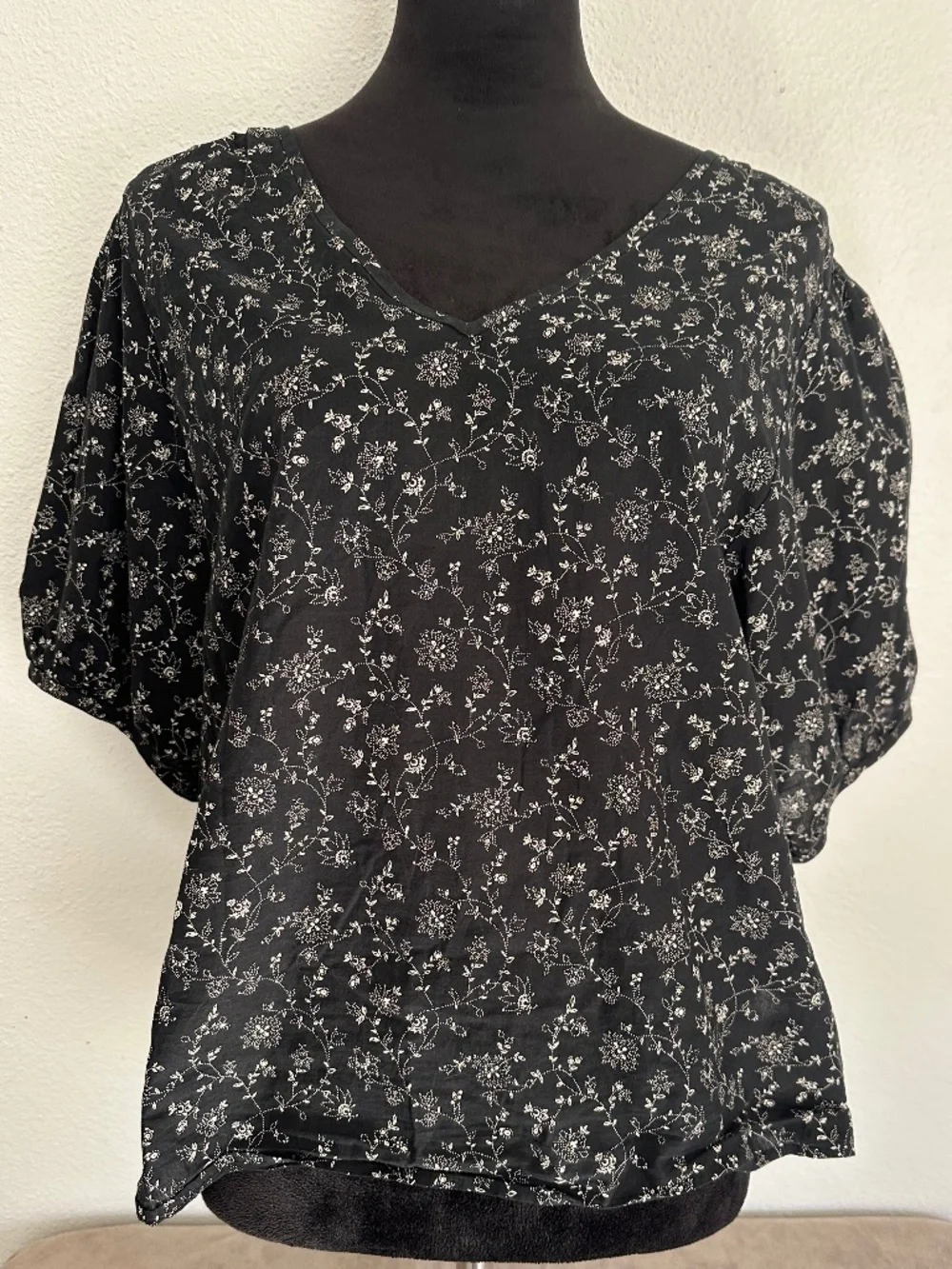 Madewell Floral Puff sleeve Blouse.